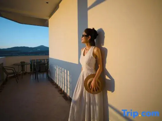 Tengchong Zhilin | Hillside View | Authentic Hot Spring Luxury Villa