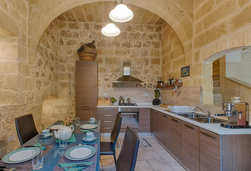 Tal-Bambinu Boutique B&B