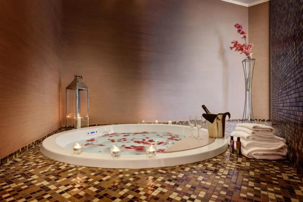 Dharma Luxury Hotel & SPA