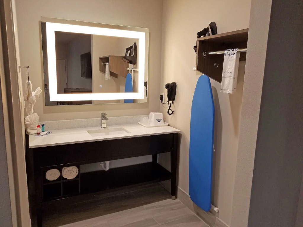 Palace Inn Blue Tomball Parkway