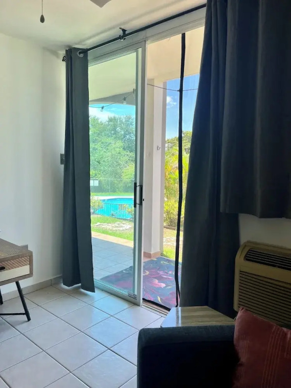 2 Bedroom Condo Pool and Beach Access