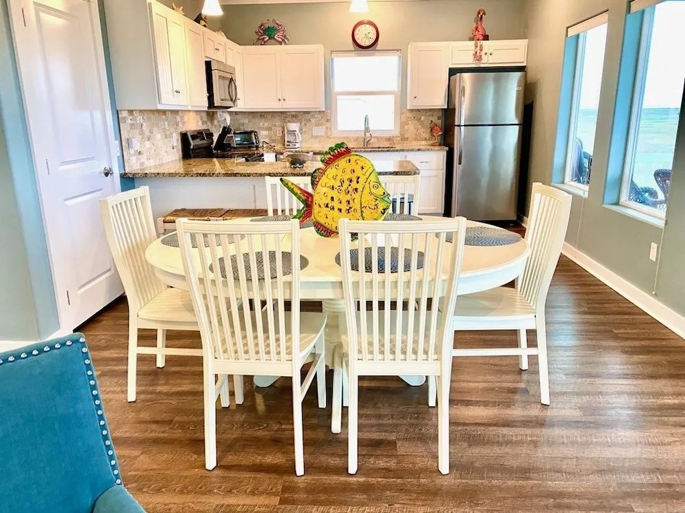 A Leave Of Absence 5 Bedroom Home