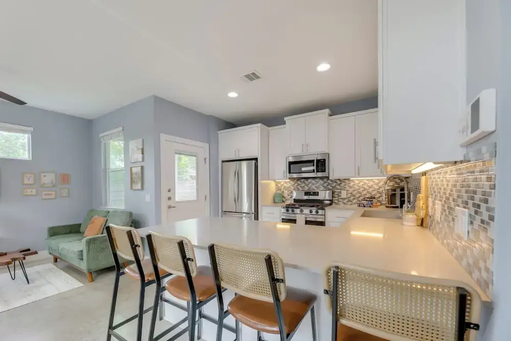 6 Mi to Dtwn: Austin Escape w/ Private Yard