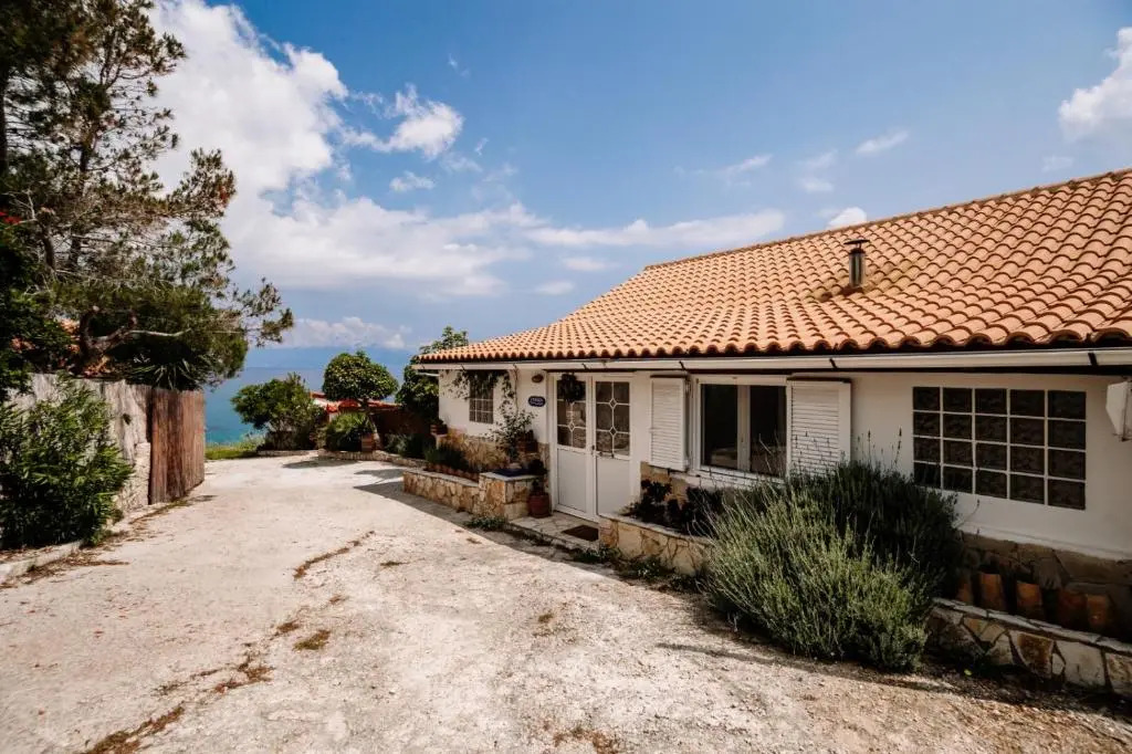 Floreica Studio By The Sea