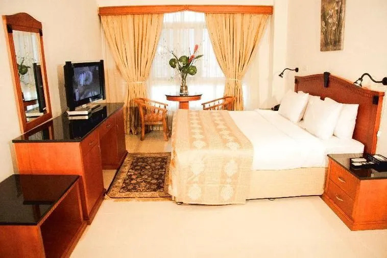 Ramee Guestine Hotel Apartment 3