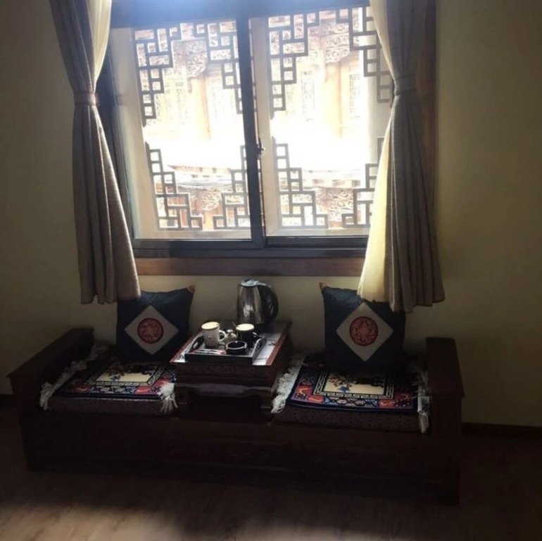 Zangmei Inn