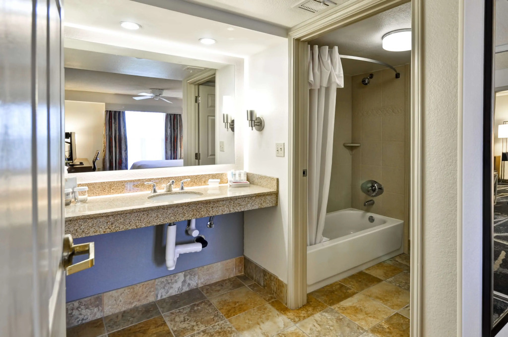 Homewood Suites by Hilton Phoenix-Biltmore