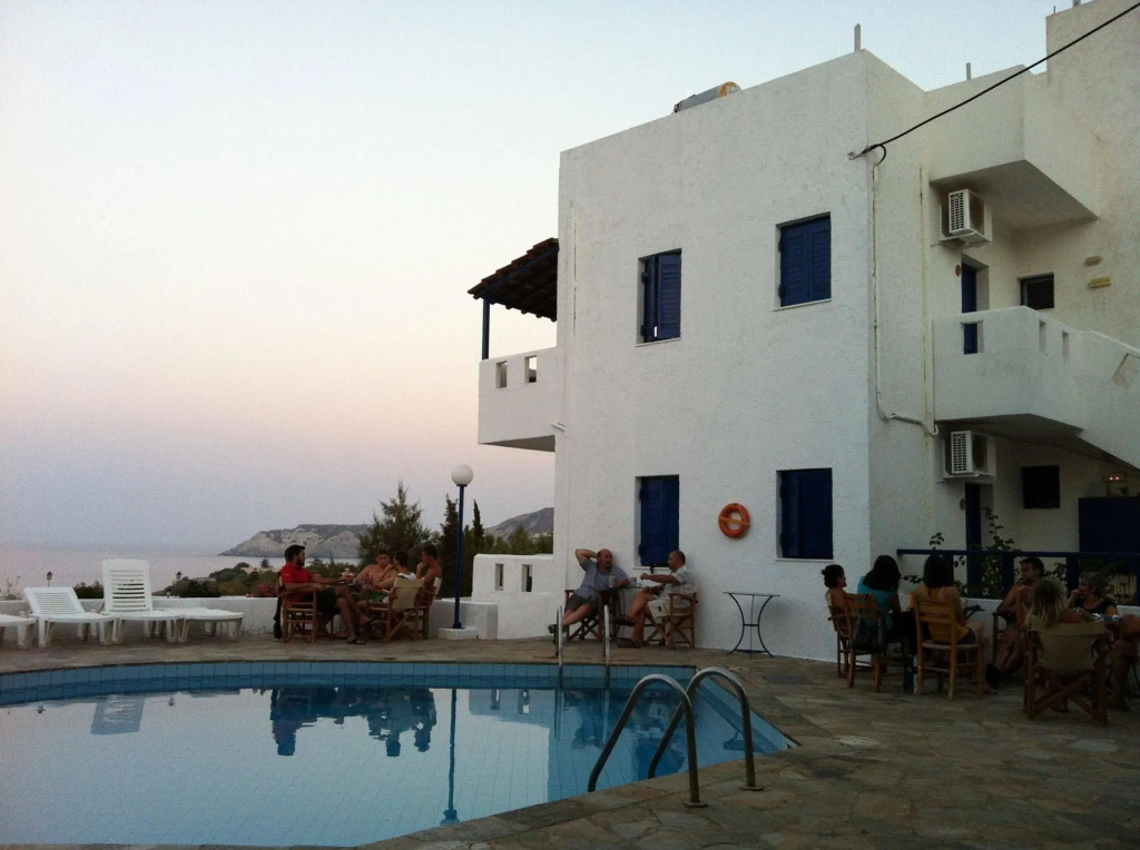 Thalia Bloom Villa Apartments