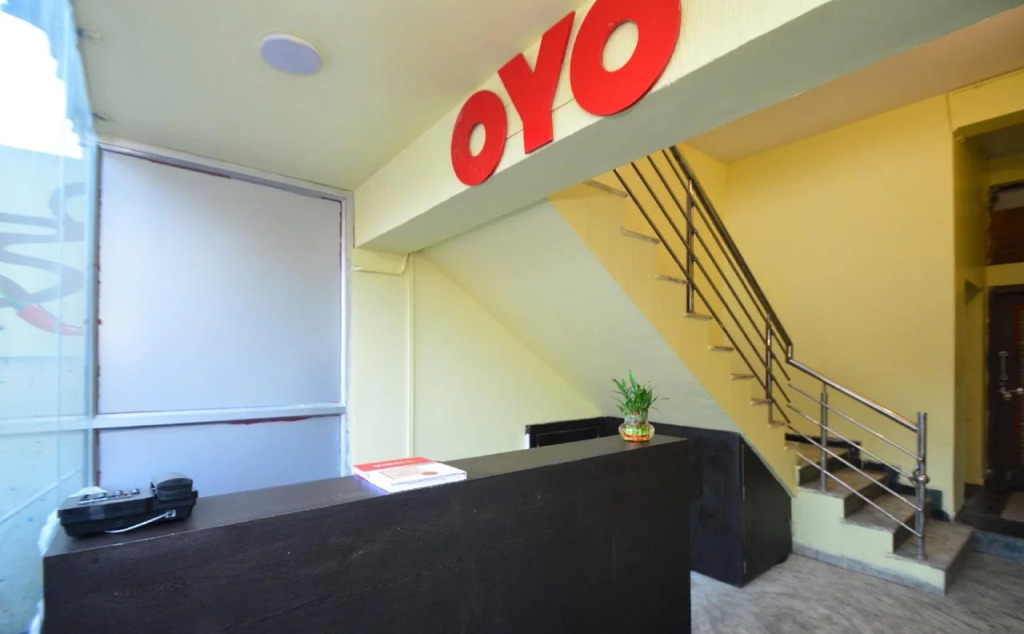 Hotel Reyansh Galaxy By OYO Rooms