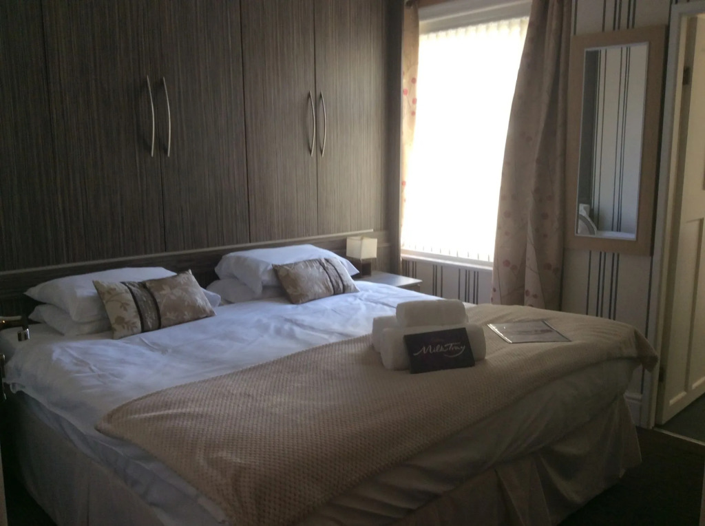Glenheath Hotel