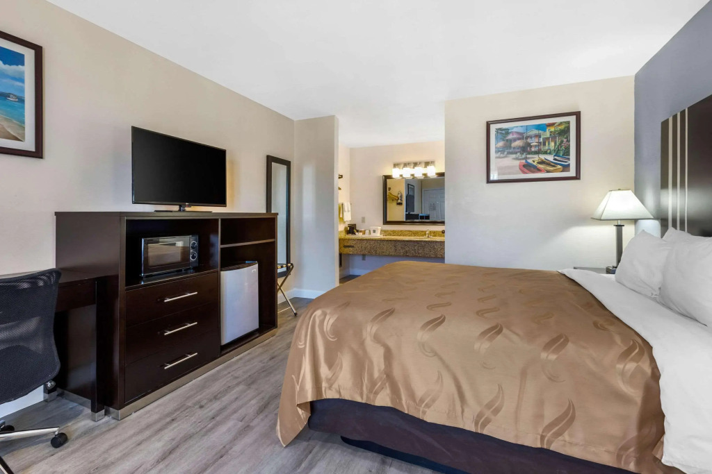 Quality Inn & Suites Huntington Beach