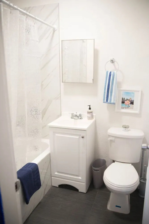 Amazing Studio in Beverly Boulevard! Sleeps 3!