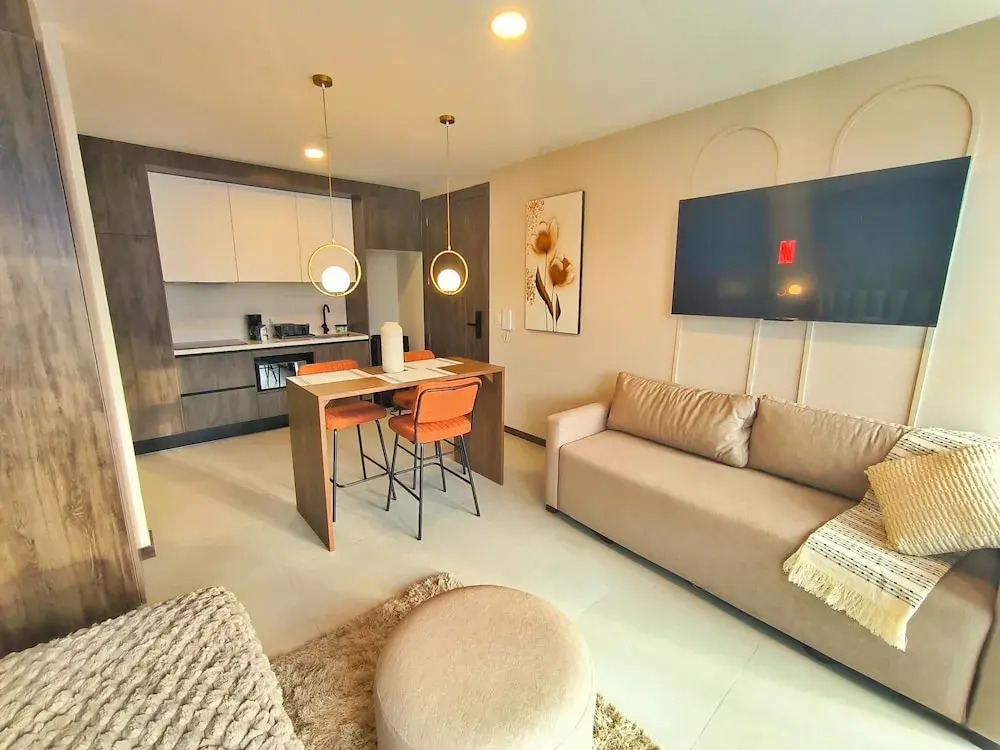 Luxury Carolina Quito Coliving Ecuador