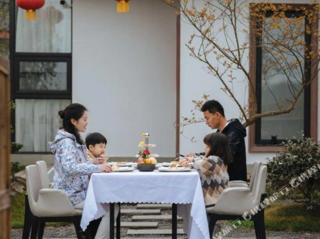 Ayard of Chan Hotel