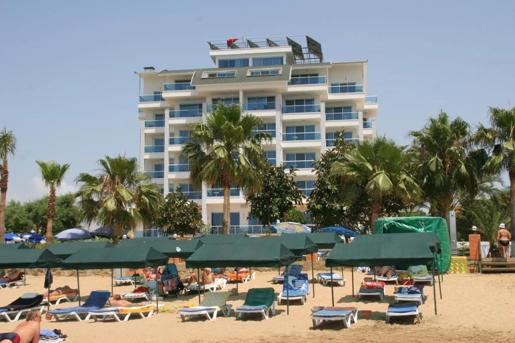 Отель Venessa Beach 