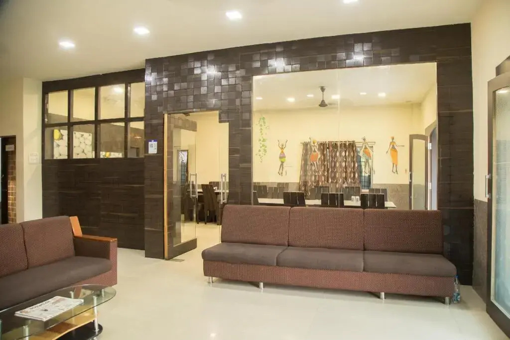 Hotel Samruddhi by OYO Rooms