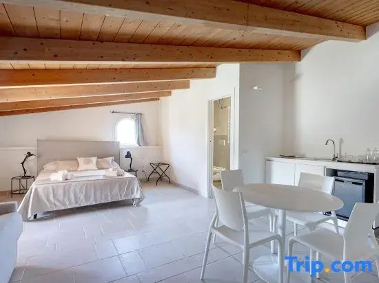 Palazzo della Torre 202– Modern Historic Apartment