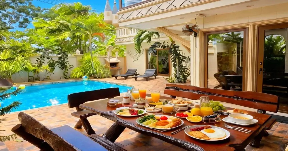 POTTERLAND Luxury Pool Villa Pattaya Walking Street