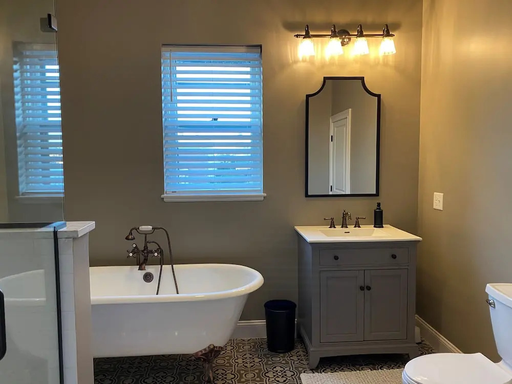 Belle Louise Historic Bed & Breakfast