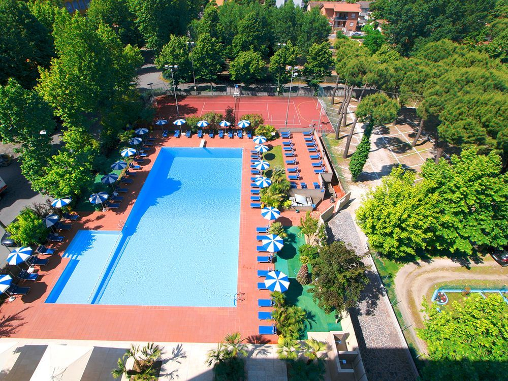 Hotel Caravelle