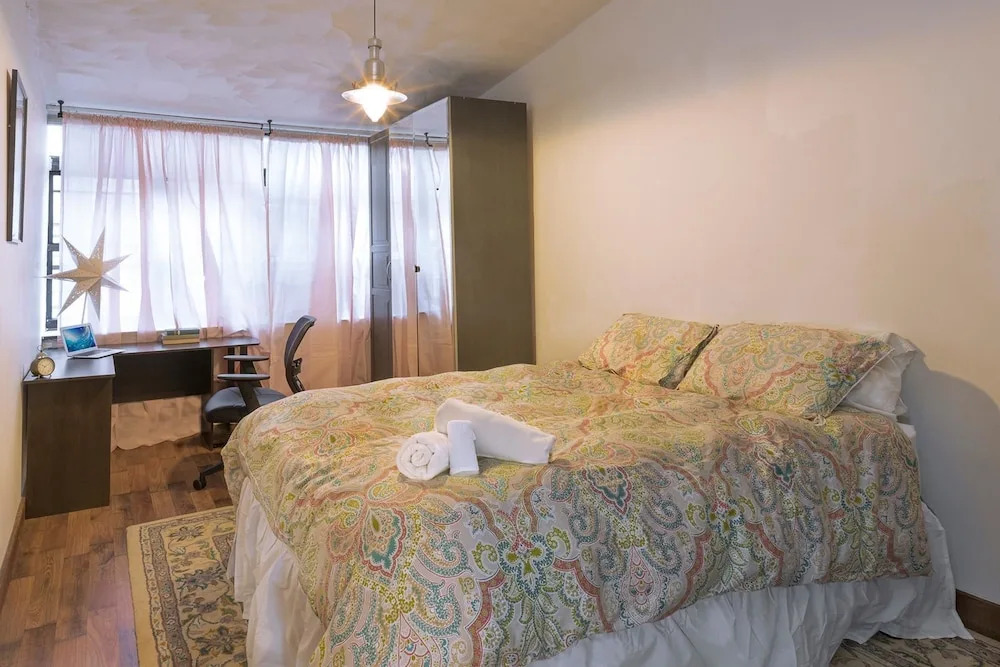 NY072 2 Bedroom Apartment By Senstay