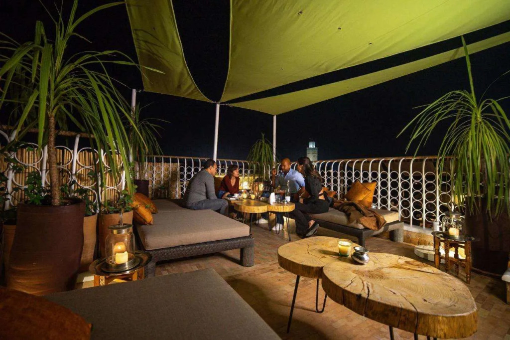 MAISON MK Adults ONLY - Music Riad