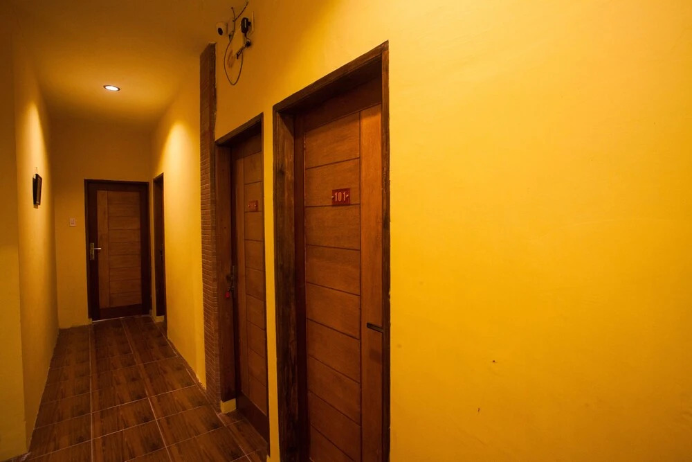 Sentosa Jaya Guest House by OYO Rooms