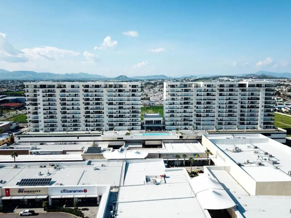 Real View Towers W208 by Casago