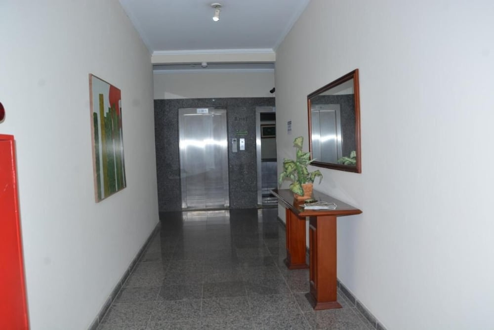 Rovi Plaza Hotel