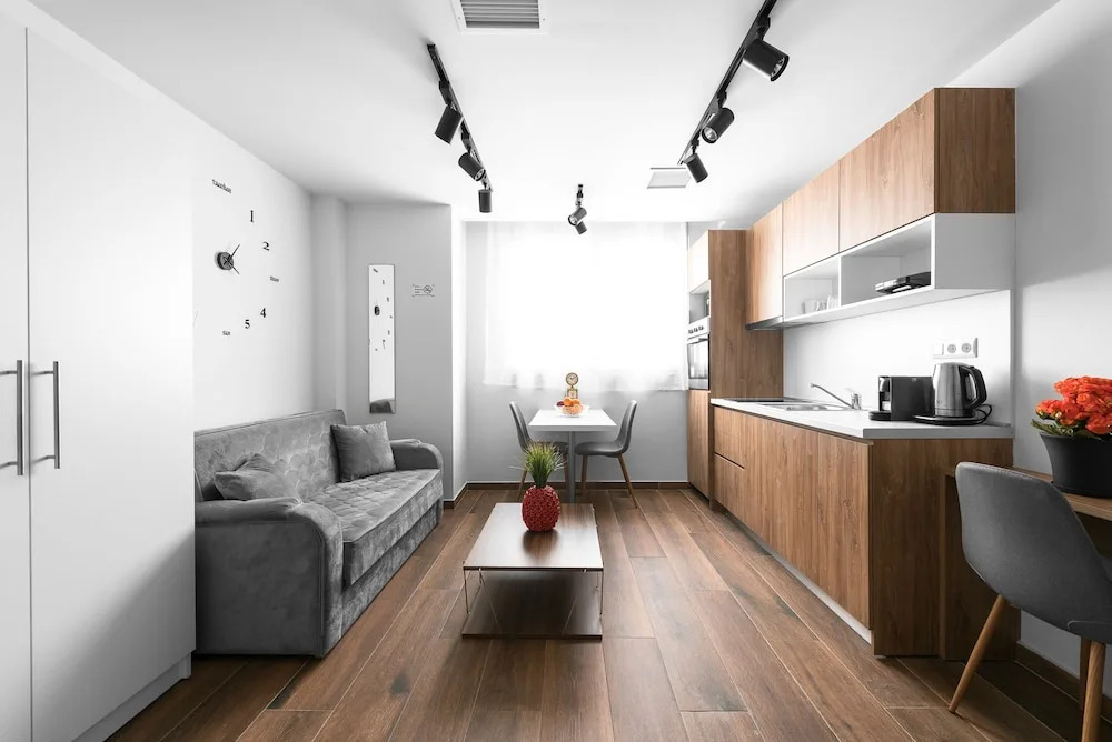 Ultima Suites, Nilie Hospitality MGMT