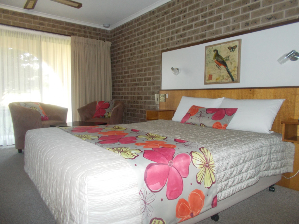 Idlewilde Town & Country Motor Inn