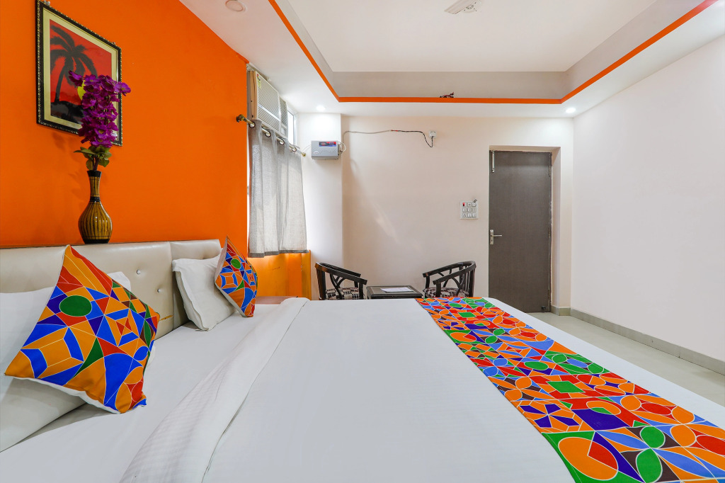 Super Collection O Rajeev Nagar Near Atal Path Formerly Vinayaka