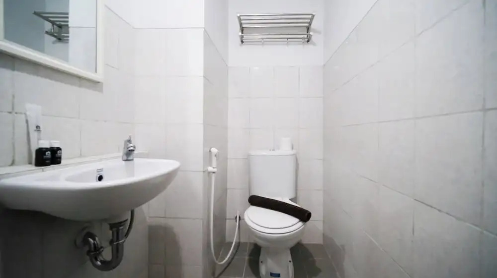 Well Furnished And Homey Studio (No Kitchen) Apartment At Suncity Residence
