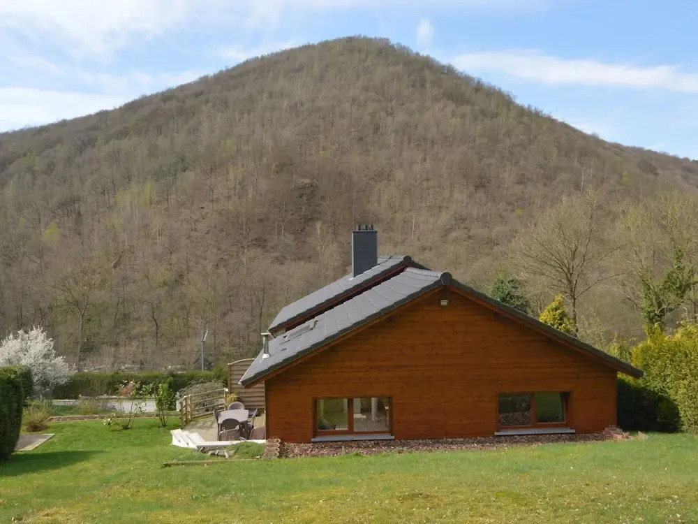 Cottage in Aywaille with Garden