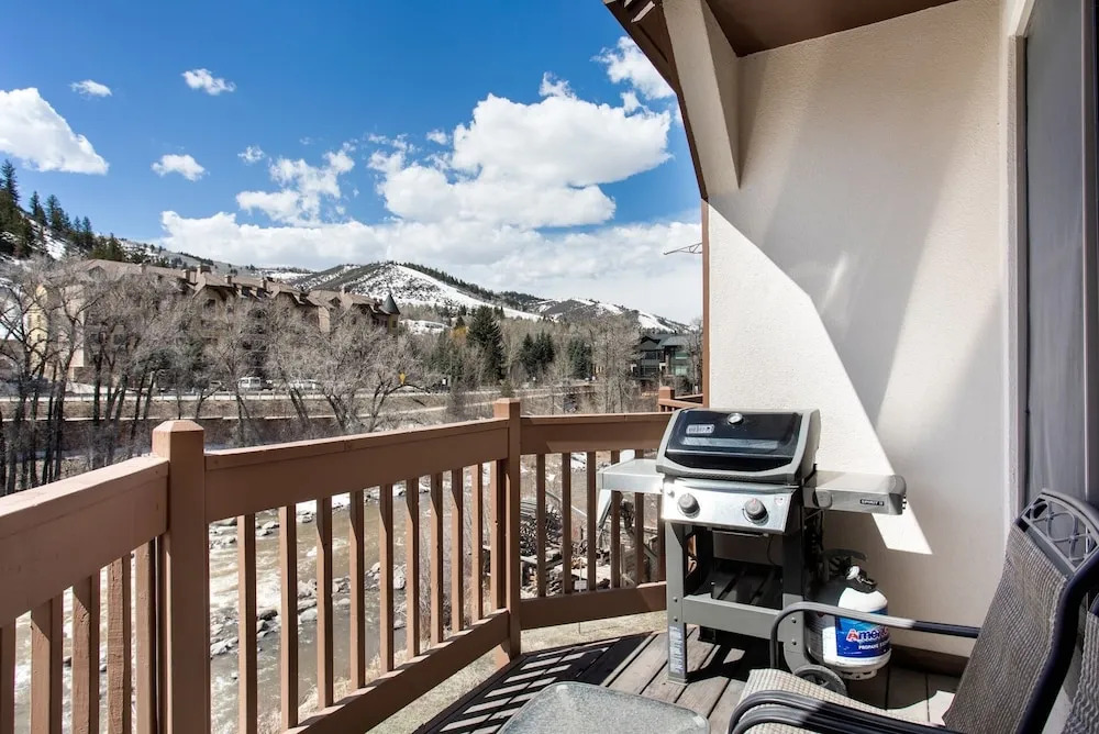 Canyon Run B203 3 Bedroom Condo by RedAwning