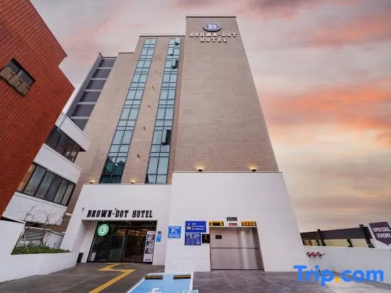Brown Dot Hotel Sajik Baseball Stadium