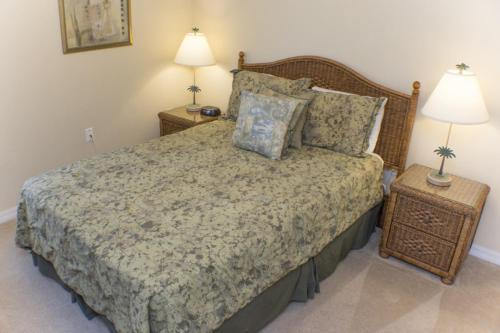 Mark's Sunrise Lakes Villa