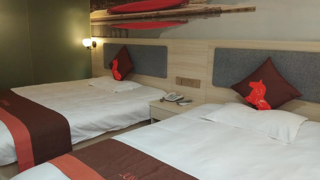 Jun Hotel Jiangxi Nanchang Qingshanhu District Gaoxin Nanjing Dong Road