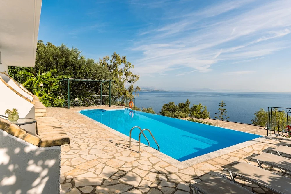 Four-Bedroom Villa Eleni by Konnect, with Private Pool & Stunning Seaview