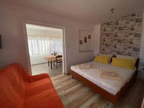 Apartments / Studio Dijana