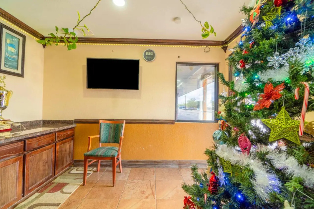 Budget Inn
