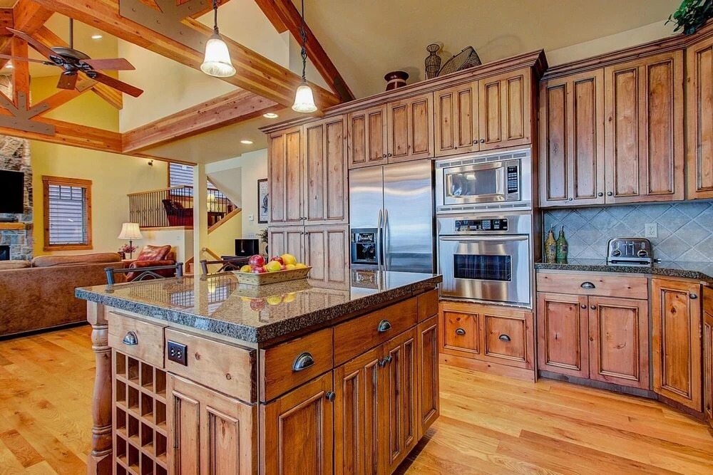 Coopers Collection 13 - Lowell Avenue Getaway