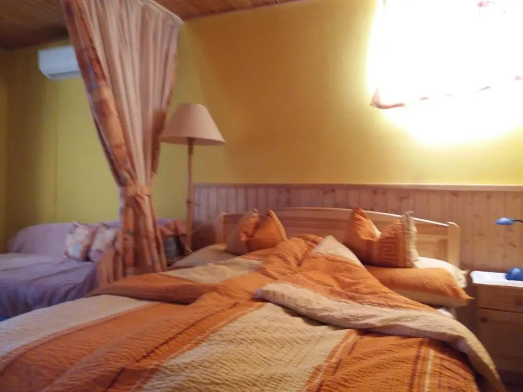 Anna Apartman
