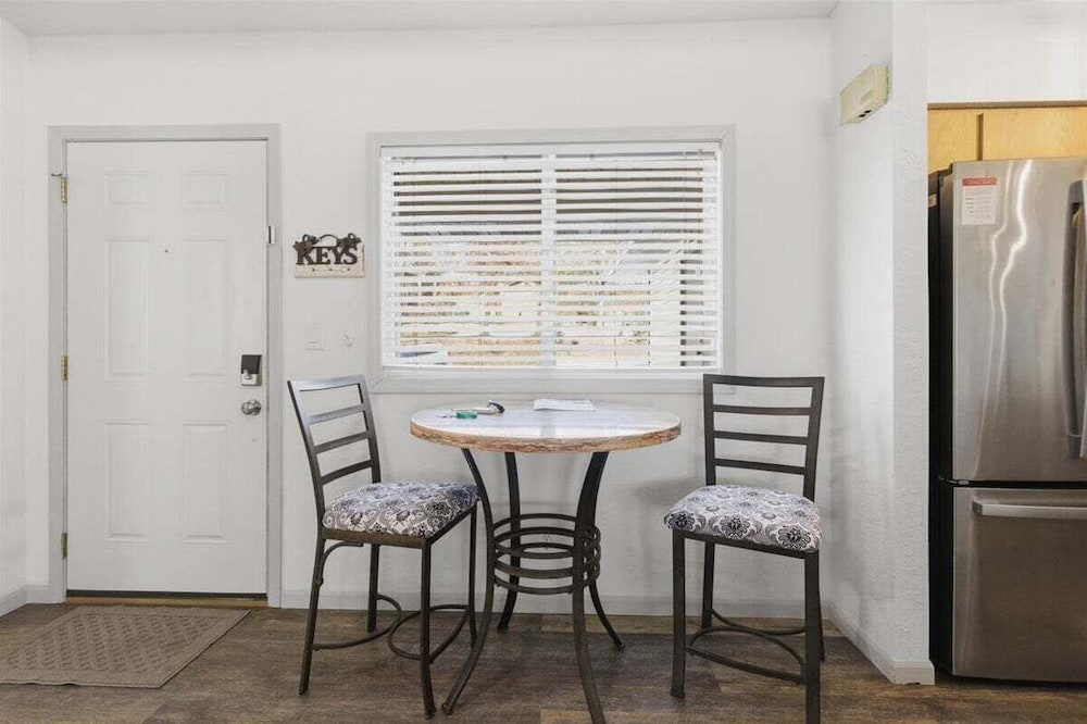 Prime Osage Beach Home, Pet-friendly w/ Garage Near Margaritaville, Dining & Golf