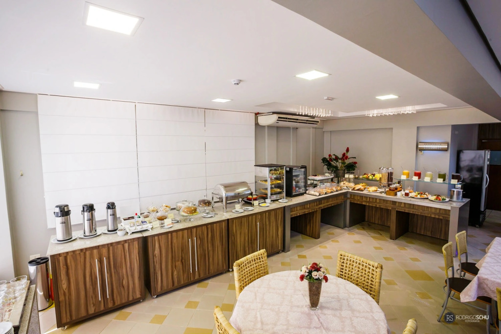 Tonello Business Hotel