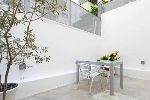 Five-Bedroom House near Acropolis
