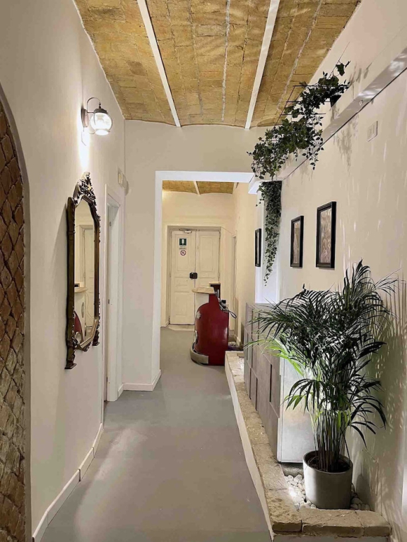 Domus Avi - Guest House