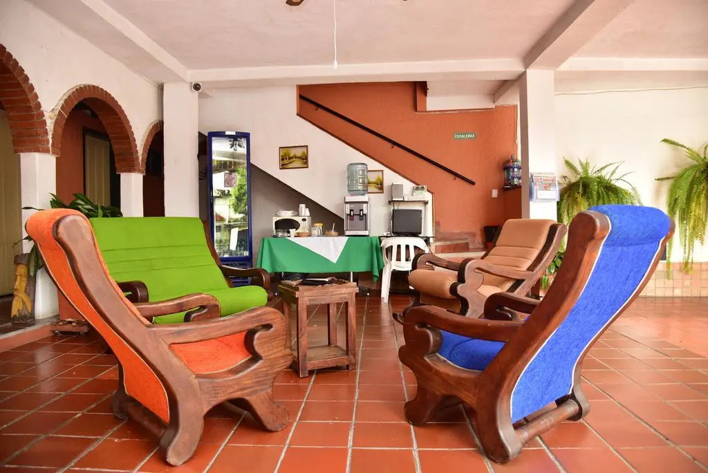Hotel Abril