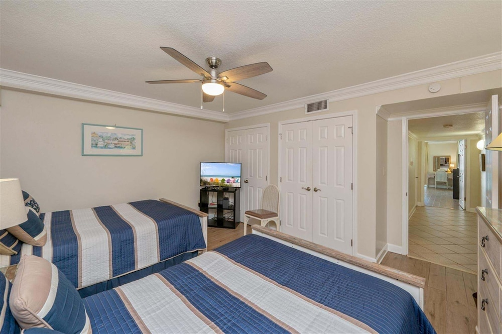 Shoreline Towers 2084 2 Bedroom Condo