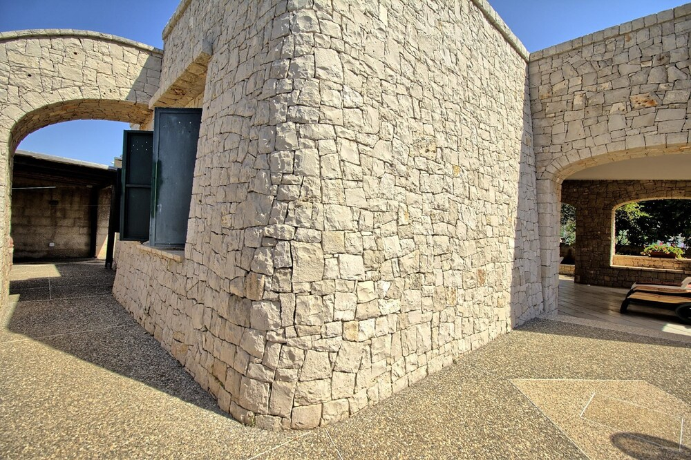 Pisinè Beach House